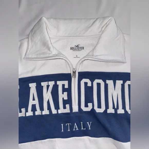 Hollister Navy and White Lake Como Pullover - Picture 3 of 3